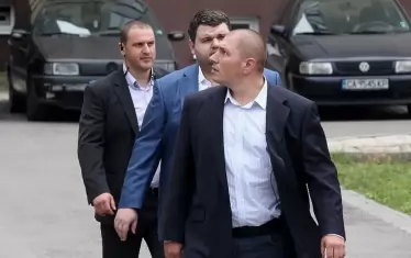 ПП-ДБ питат защо Делян Пеевски се охранява от НСО