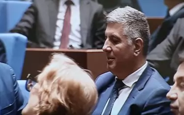 Андрей Цеков се ползва единствено с гласовете на ПП-ДБ и АПС.