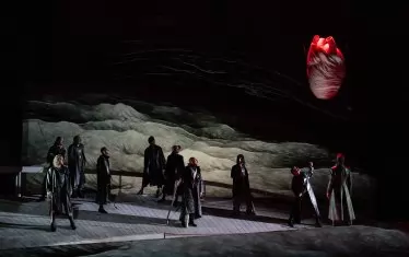 "Моби Дик" на Диана Добрева в Народния театър: високи технологии и перфектен актьорски ансамбъл.