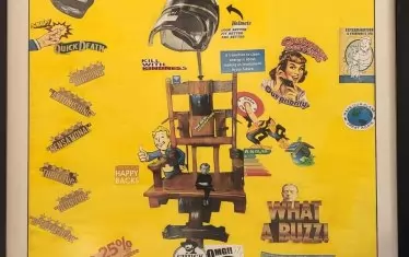 Колажите на Стефан Патрик Моасе са пълни с любопитни детайли, които трябва да бъдат разгадани.