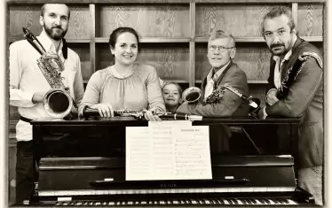  Соарето ще бъде озвучено от камерен оркестър. 