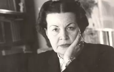  Голямата българска поетеса Елисавета Багряна