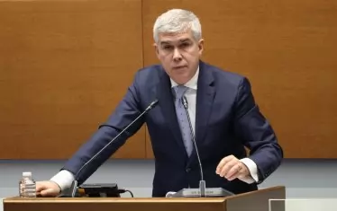Депутатите "смляха" министър Малинов за провала на проекта "Чирен" 