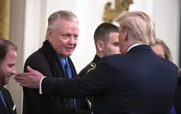 Джон Войт и Тръмп