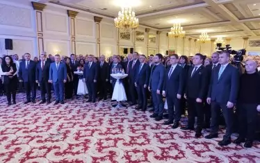 Поддръжниците на Доган се събраха в столичен хотел, за да честват събитието.