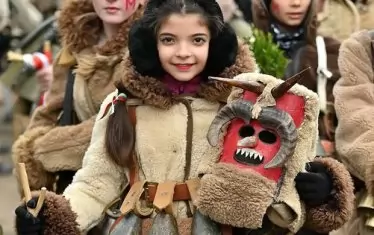  Хубавица от с. Мещица...