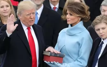  Момент от първата клетва на Тръмп