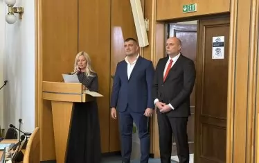 ГЕРБ, БСП и ИТН се пропукаха в ключова комисия в СОС