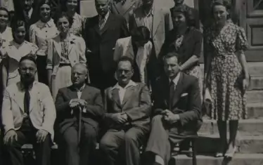 Иван Странски сред студенти.