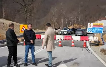 Протест в Родопите накара Гърция да отвори пешеходен достъп в нея