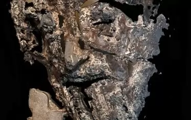  Като герой от имагинерен свят.