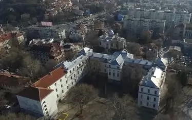  Сградата от птичи поглед.