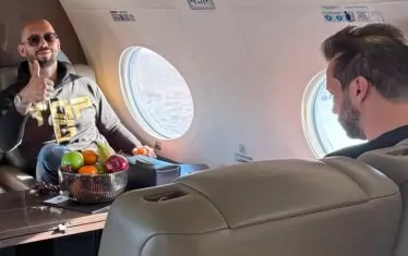 Андрю Тейт и брат му се завърнаха в Румъния