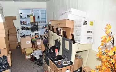 Домът на Бисер Джамбазки е пълен с техника за проследяване