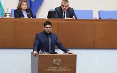 Радостин Василев вади нов запис - на Наталия Киселова