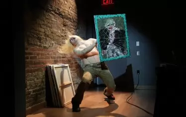  Поливалентният артист за пръв път ще представи METCH в Бургас, Варна и Стара Загора.