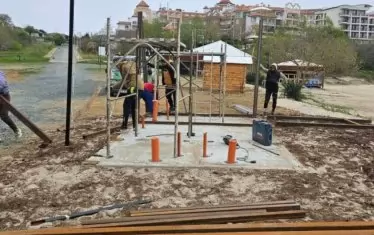 Махат бетона от плаж Бутамята