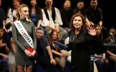 Станка Калчева с отличието за най-добра женска комедийна роля.