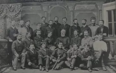 Иван Славейков сред възпитаниците на Робърт колеж.