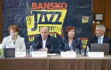 Организаторите представиха плановете си на пресконференция. 