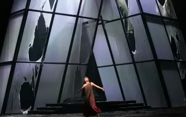 Сопраното Лилия Кехайова в ролята на Електра.