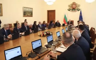Въпреки десетките възражения МС прие промените в училищния закон 