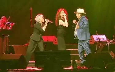  Двете певици повече от достойно заместиха отсъствието на Ромина.