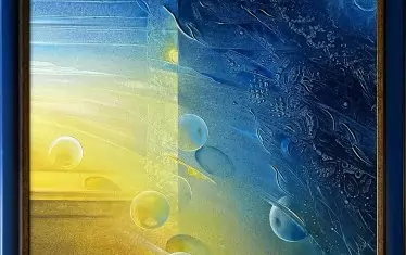  Изящната кавалетна живопис носи стила "а ла Виолета Радкова".