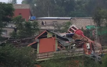  Разрушената джамия Билал в Музафарабад