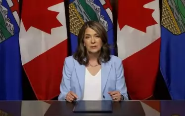 Даниел Смит