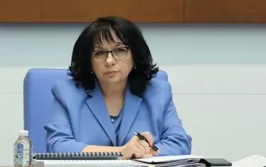 Петкова: Въпреки президента България твърдо върви към еврото