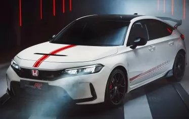 Защо спортните автомобили изчезват в Европа?