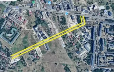 Част от трасето наистина прилича на селскостопански път. 