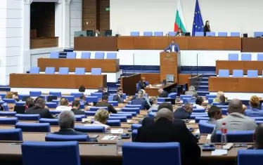 Половин милиард годишно ни струват (не)зависимите регулатори
