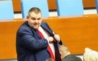 Хората на Доган искат "Магнитски" за Новото начало