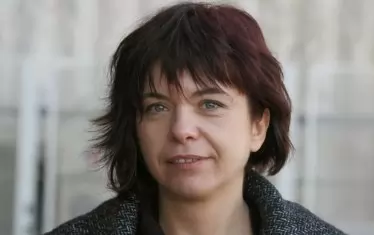  Авторът на текста - писателката Яна Букова