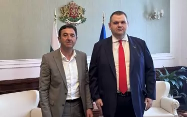 Шинаси Сюлейман от Кирково с водача на ДПС-НН.