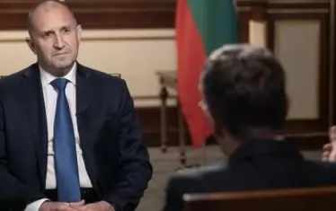 Радев: Мислите ли, че Русия ще отстъпи Крим и другите области?