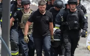 Руска атака уби 16 и рани 279 души в Днепър
