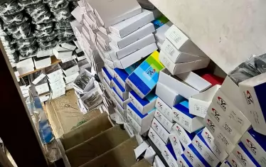 От складове и оптики са иззети хиляди фалшиви луксозни очила