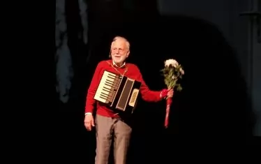 Ицко Финци говори за любов, театър, кино, колеги и приятели.