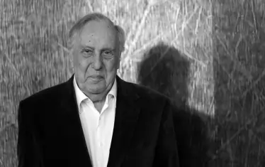 Почина писателят шпионин Фредерик Форсайт