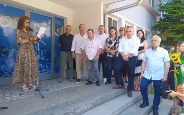 Сред присъстващите бяха много големи шампиони по щанги на България