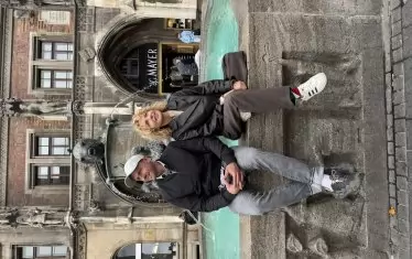  Актьорите във фотосесията за спектакъла.