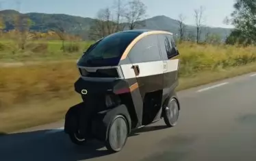 Колата мотоциклет вдига 115 км/ч