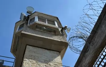 Заради претъпкани затвори Италия освобождава 10 000 затворници
