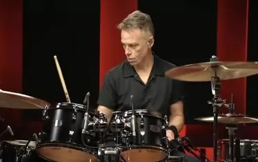 Барабанистът на Pearl Jam напуска групата след 27 години заедно