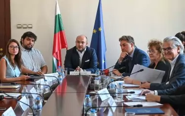Рязко ще ограничат достъпа на странични лица до нотариални актове