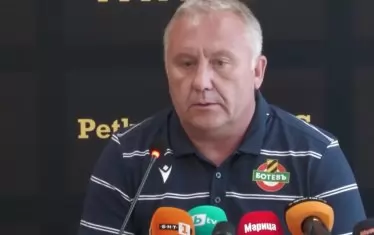 "Ботев" (Пд) се конкурира с 1500 клуба от Европа за селекцията