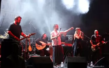 Точка на втората вечер на сцена "На тъмно" сложиха българите Smallman.